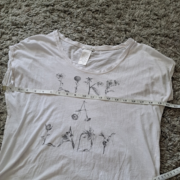 Talula | White light weight t shirt flower letters " like a lady" - Picture 7 of 7